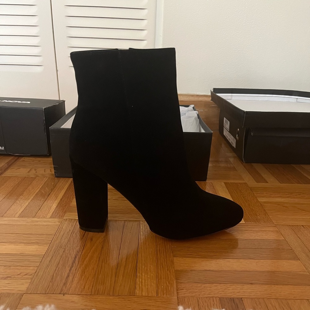 Black Booties from Pretty Little Thing, size 8